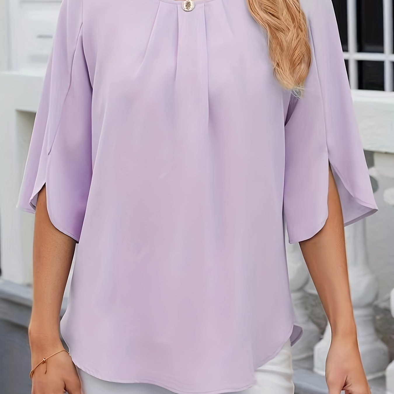 Plus Size Ruched Blouse - Exquisitely Elegant Design, Classic Crew Neck, Comfortable Short Sleeves, Flattering Ruched Detailing, Solid Color for Versatility - Perfect for Spring and Beyond, Designed Specifically for Plus Size Women