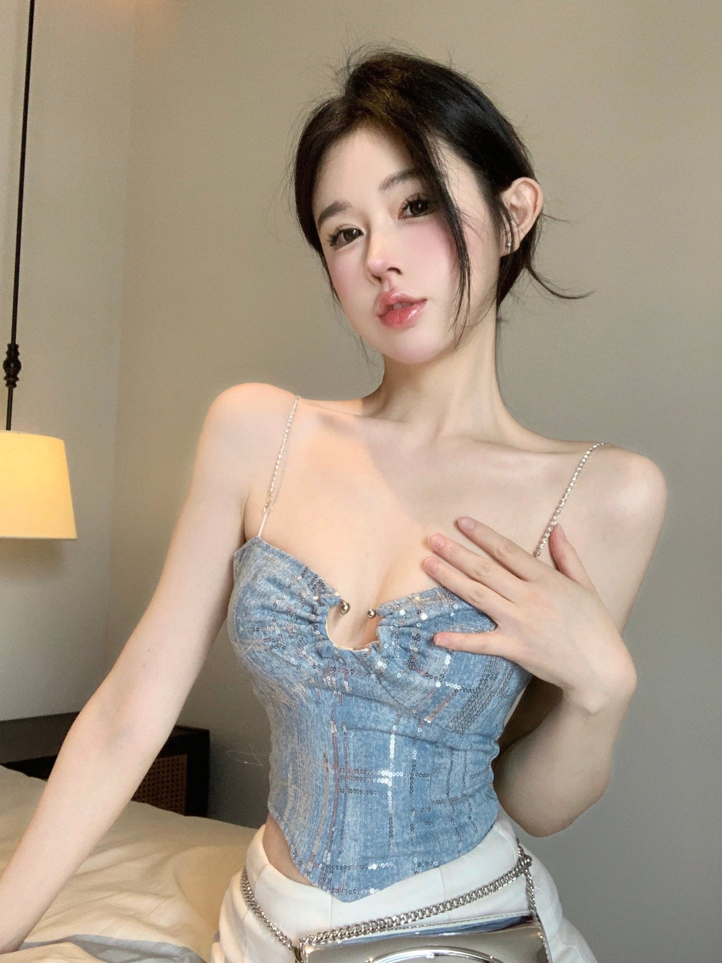 Antmvs Shelly Icy Blue & Silver Spaghetti Strap Slim Camisole Cropped Top