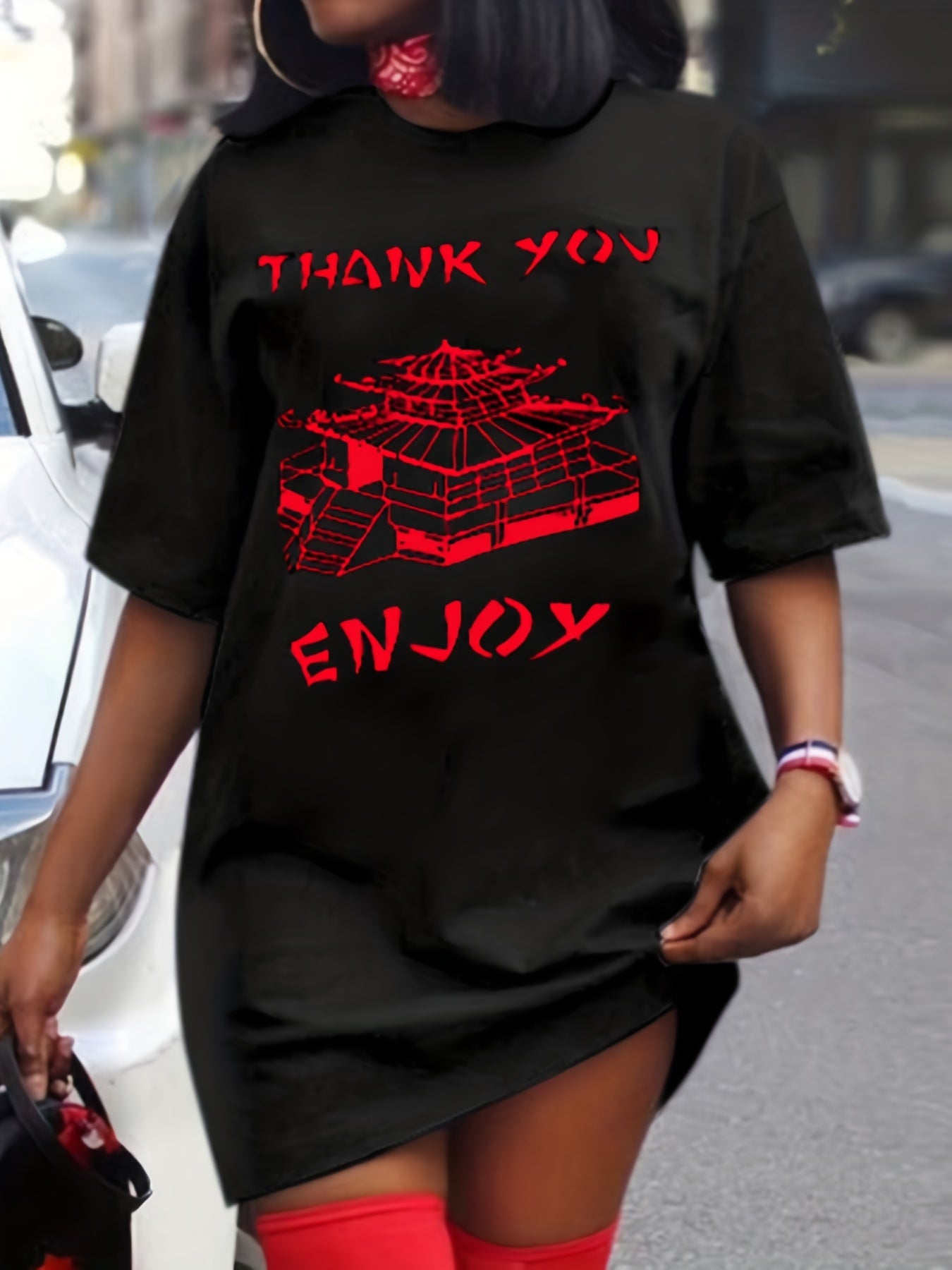 Antmvs Plus Size Casual Tee Dress, Women's Plus Building & Letter Print Short Sleeve Round Neck Dress