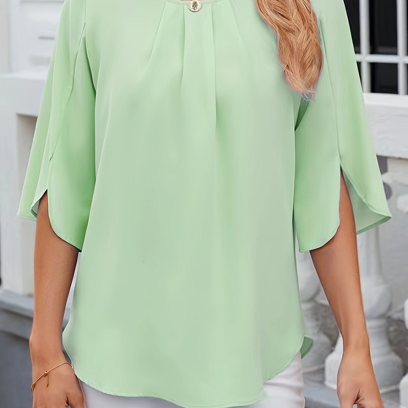 Plus Size Ruched Blouse - Exquisitely Elegant Design, Classic Crew Neck, Comfortable Short Sleeves, Flattering Ruched Detailing, Solid Color for Versatility - Perfect for Spring and Beyond, Designed Specifically for Plus Size Women