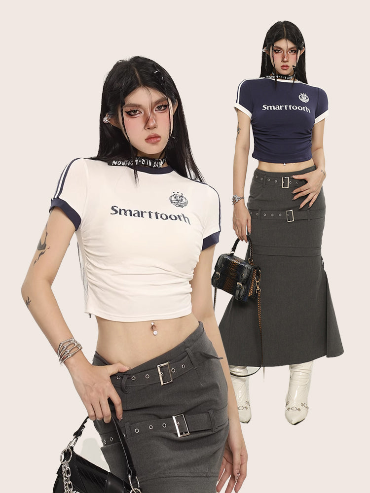 Antmvs SMARTTOOTH Graphic Letter Print Short Sleeve Slim Cropped Top