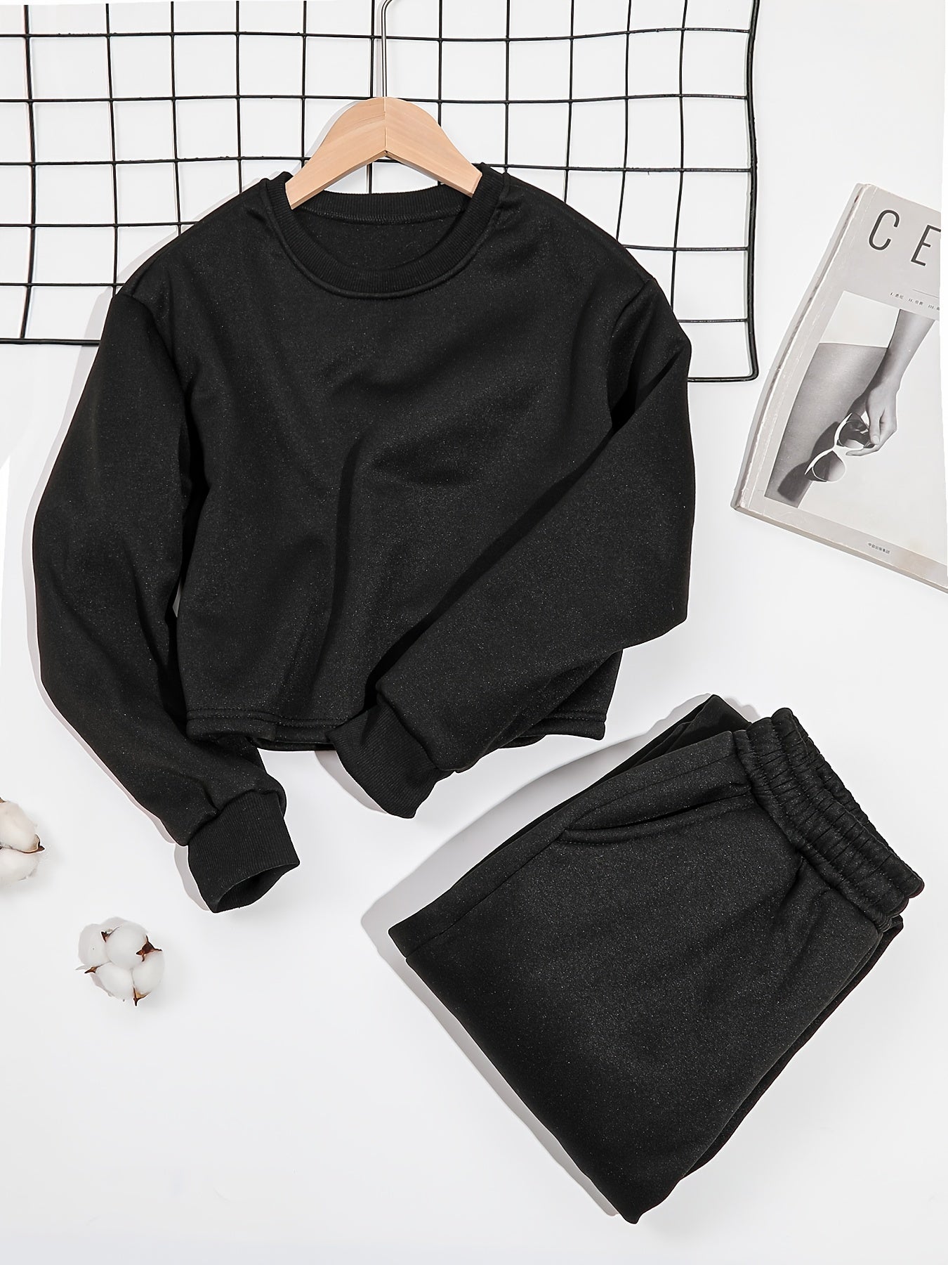 Antmvs 2pcs Long Sleeve Casual Sports Sets, Fleece Liner Crew Neck Pullover Sweatshirt & Casual Loose Sweatpants, Women's Activewear