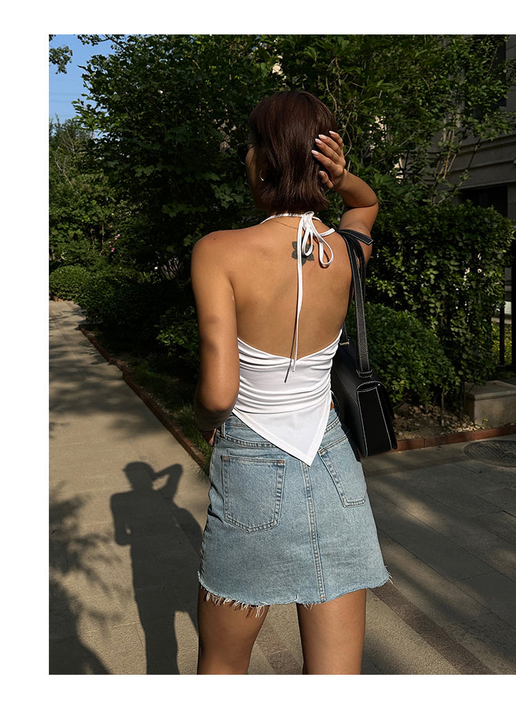 Antmvs Kira Solid Color White Halter Neck V-Neck Cropped Top