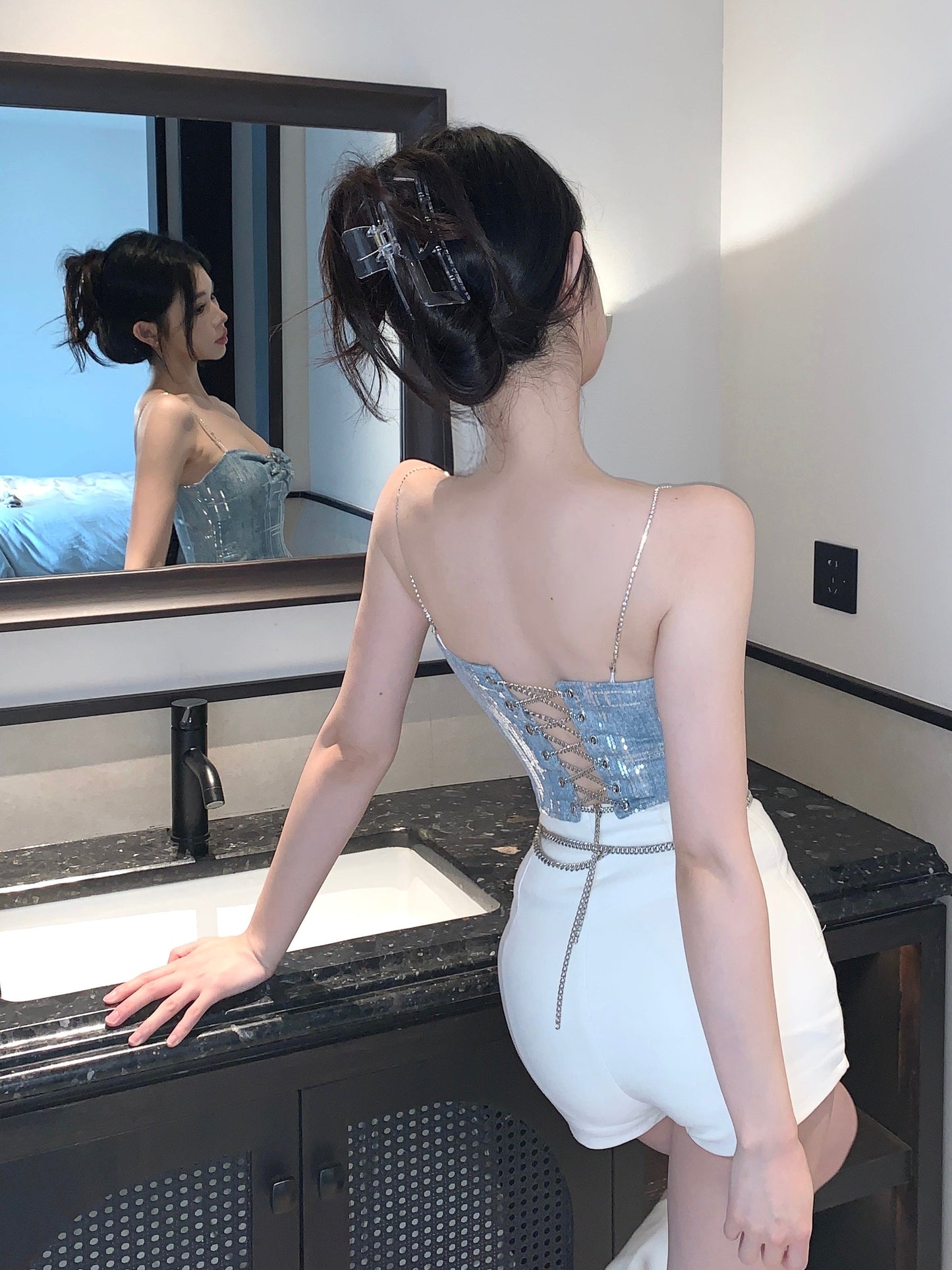 Antmvs Shelly Icy Blue & Silver Spaghetti Strap Slim Camisole Cropped Top