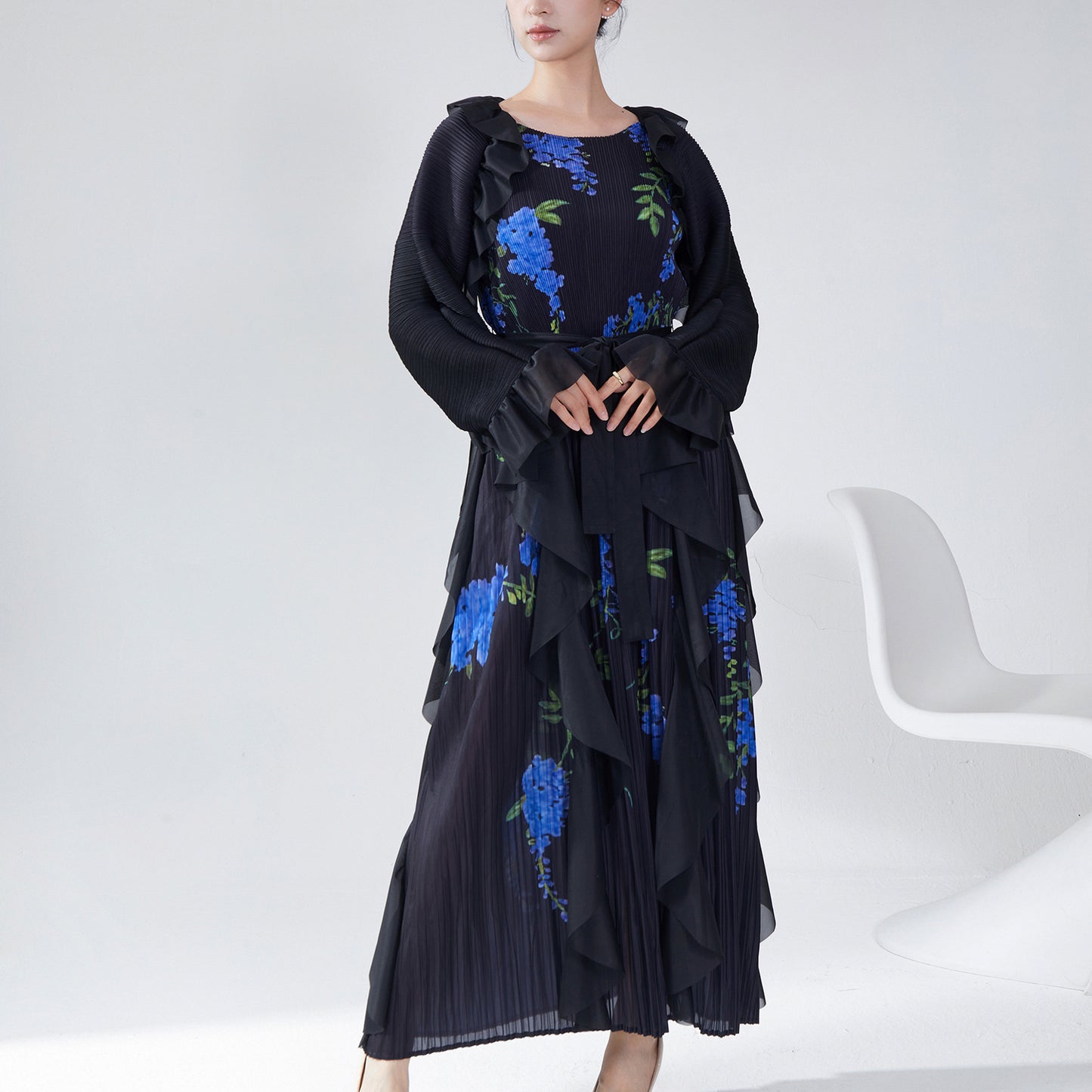 2025 Hot trade Sanzhai autumn dress high-end long-sleeved retro printing loose large size lace-up temperament elegant long dress