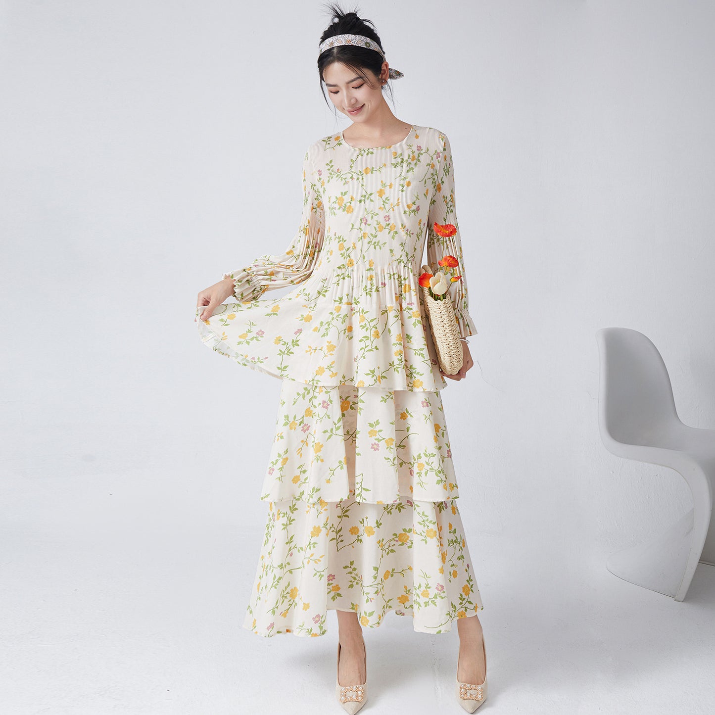 2025 Fashion dress high-end floral dress retro long-sleeved a-word skirt temperament versatile cake dress long dress women