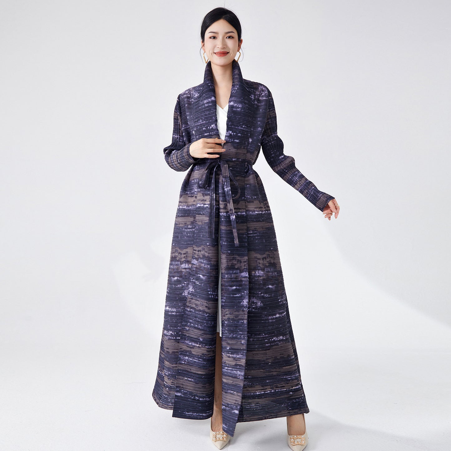 2025 Hot trade Sanzhai coat coat women's new large lapel collar printed lace-up long versatile trench coat cardigan temperament robe