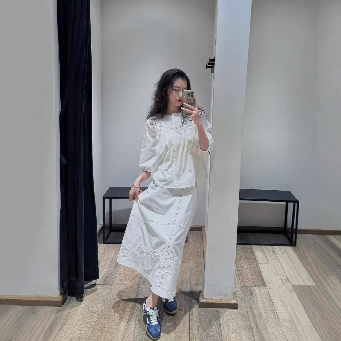 2025 spring cotton shirt women's doll dress beauty age reduction fresh hollow embroidered round neck cotton seven-quarter sleeve shirt