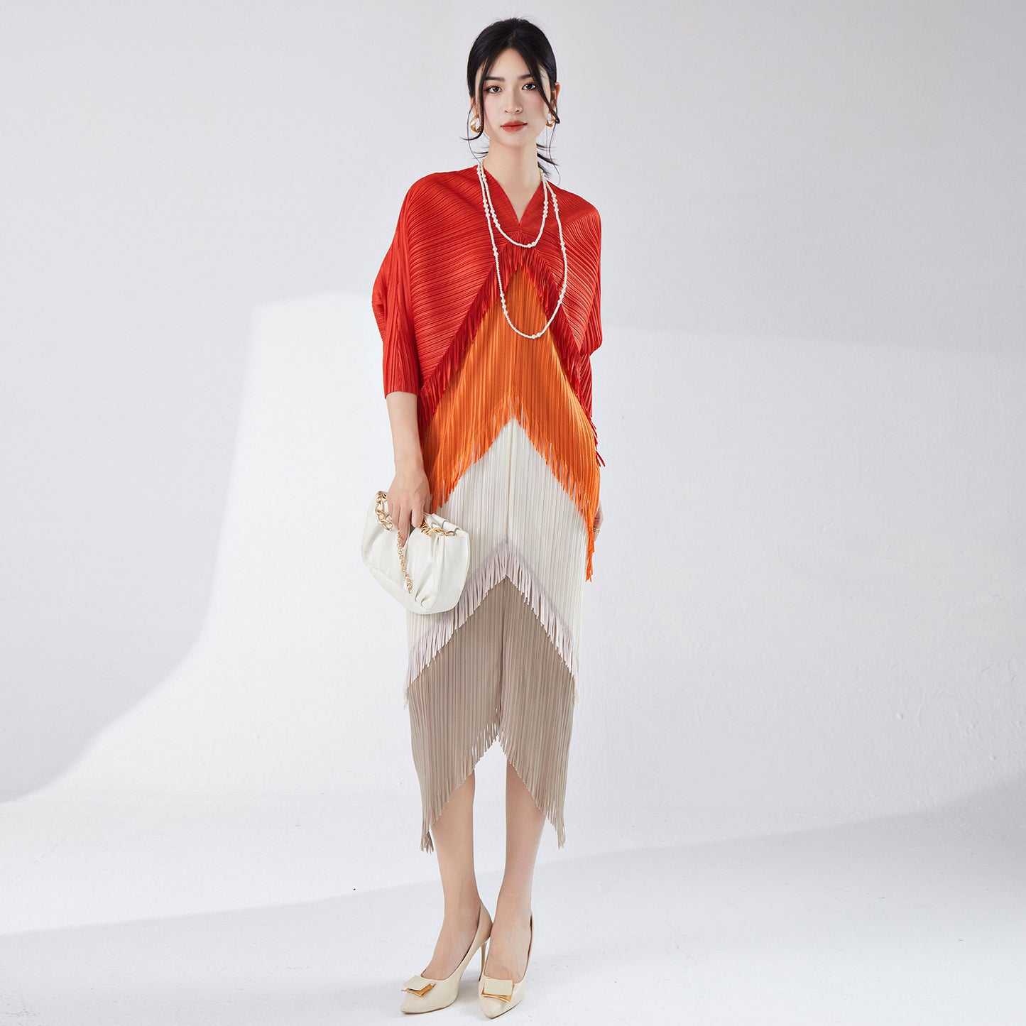 2025 hot-selling dress spring and summer women's design sense contrasting colors tassel irregular loose large-size temperament skirt Popularan goods