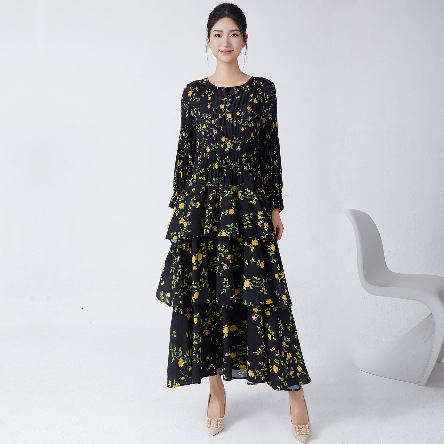 2025 Fashion dress high-end floral dress retro long-sleeved a-word skirt temperament versatile cake dress long dress women