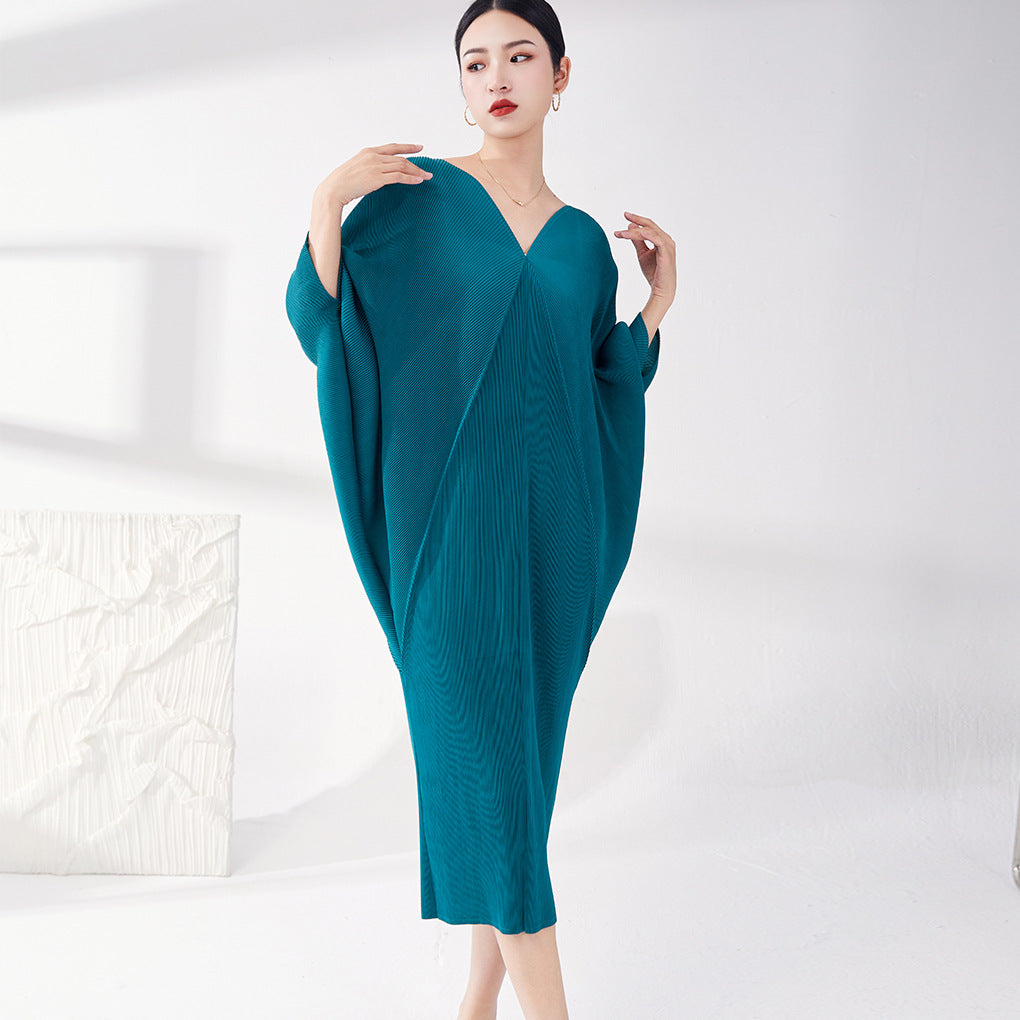 2025 hot-selling dresses, new women's high-end large-size women's clothing, bat sleeves, loose and irregular medium and long dresses.