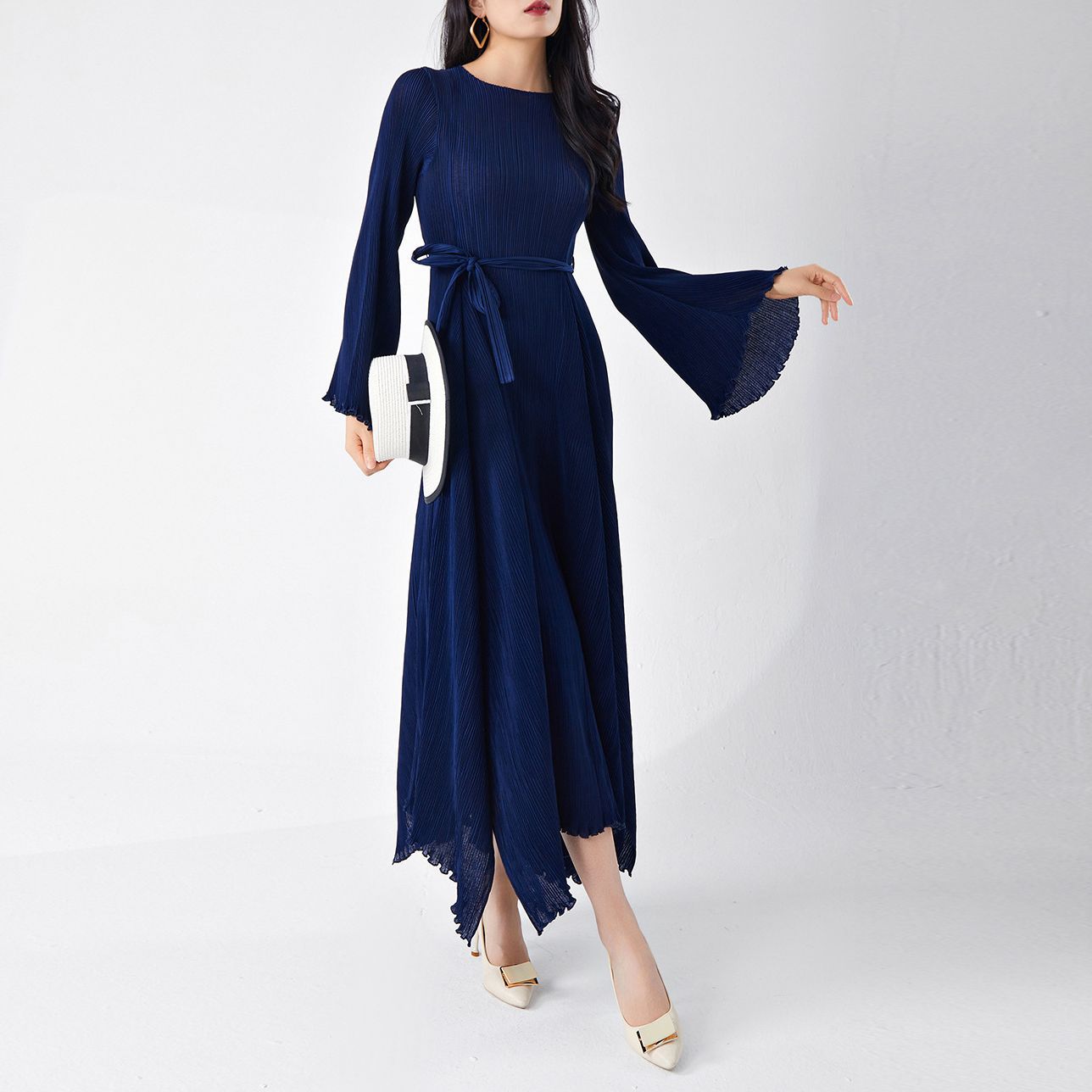 2025 Nanyou high-end women's clothing skirt, Popular trade express, popular 9-meter material pendulum A-shaped dress, long dress, high-end sense