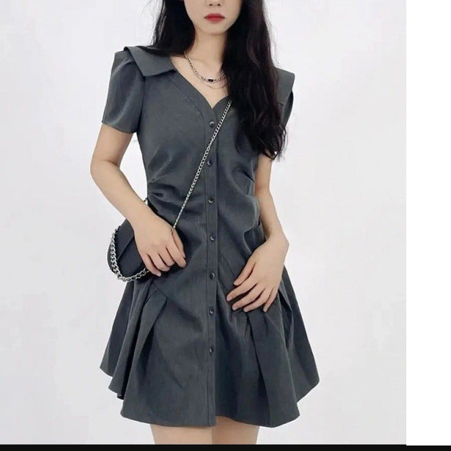 2025 Summer clothes can be salt and sweet, pure wind Spice Girls Internet celebrities fried street design sense niche waist thin pleated dress women