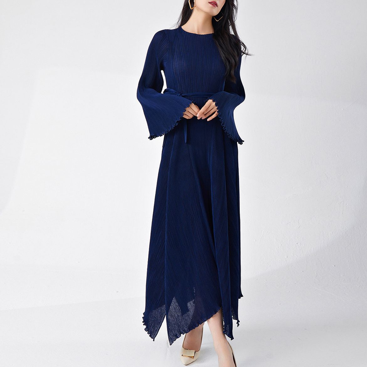 2025 Nanyou high-end women's clothing skirt, Popular trade express, popular 9-meter material pendulum A-shaped dress, long dress, high-end sense