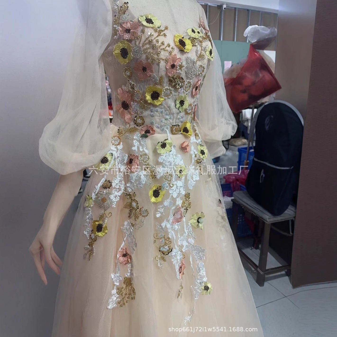 2025 light wedding dress new color dress long-sleeved banquet dress princess dress