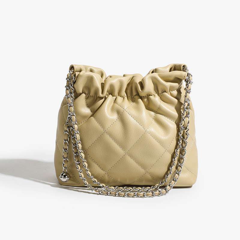 ANTMVS 2025 Niche high-end diamond garbage bag, small fragrant wind chain bag, bucket bag, wrinkled underarm small bag, chain messenger bag.