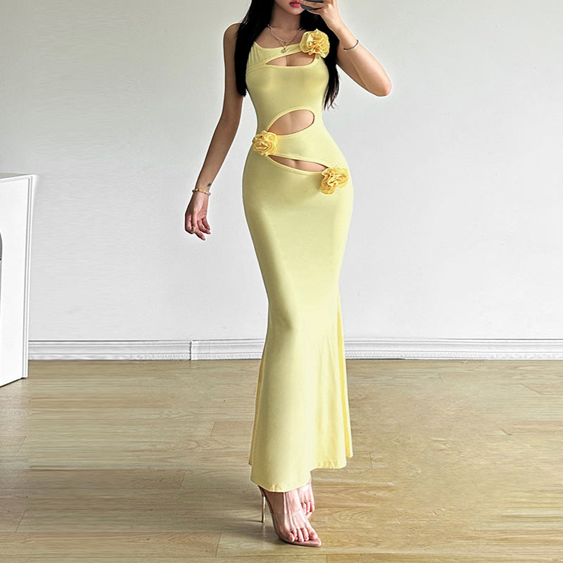 2025 style popular summer new women's clothing three-dimensional flower decorative design hollow slim hip dress