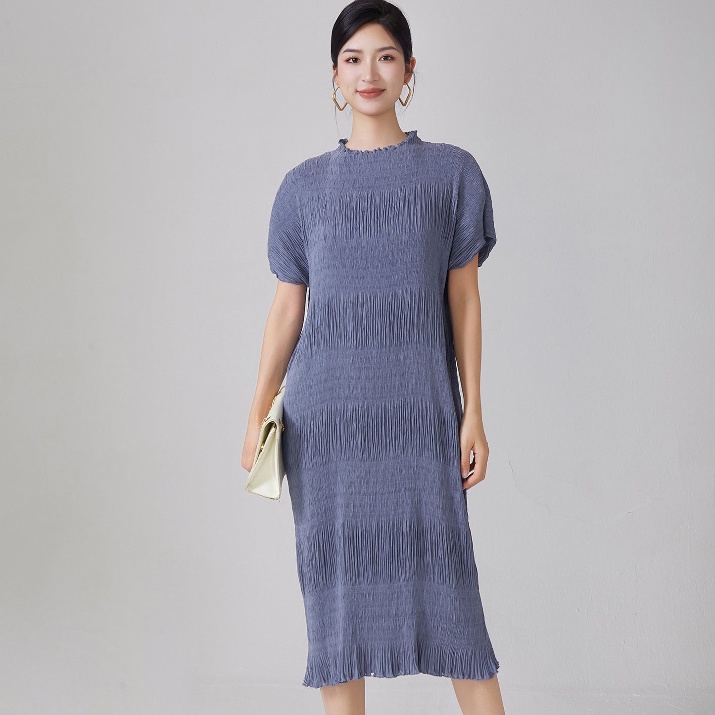 2025 dress summer women's summer high sense 2025 new loose large size temperament simple and versatile medium and long dress