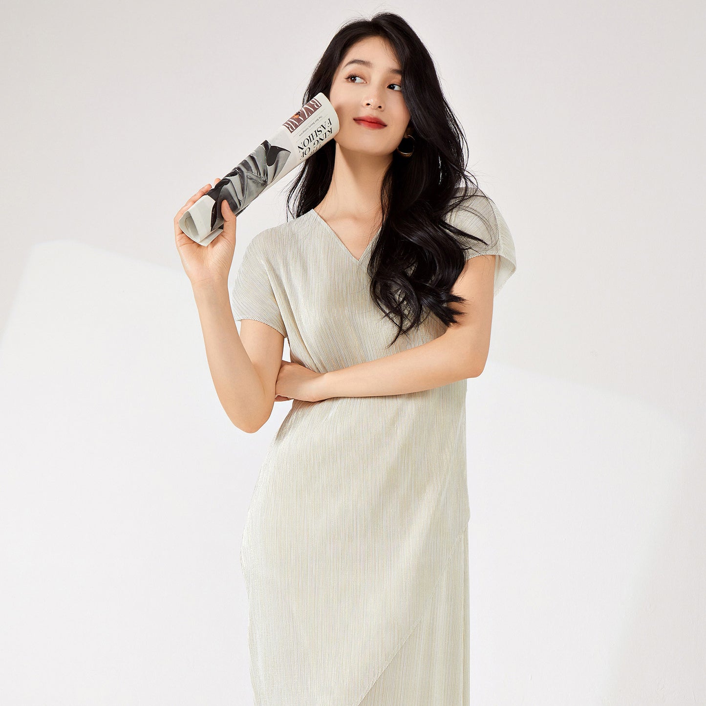 2025 dress spring and autumn women's high-end sense spring and summer new metal texture irregular split tie dress long dress