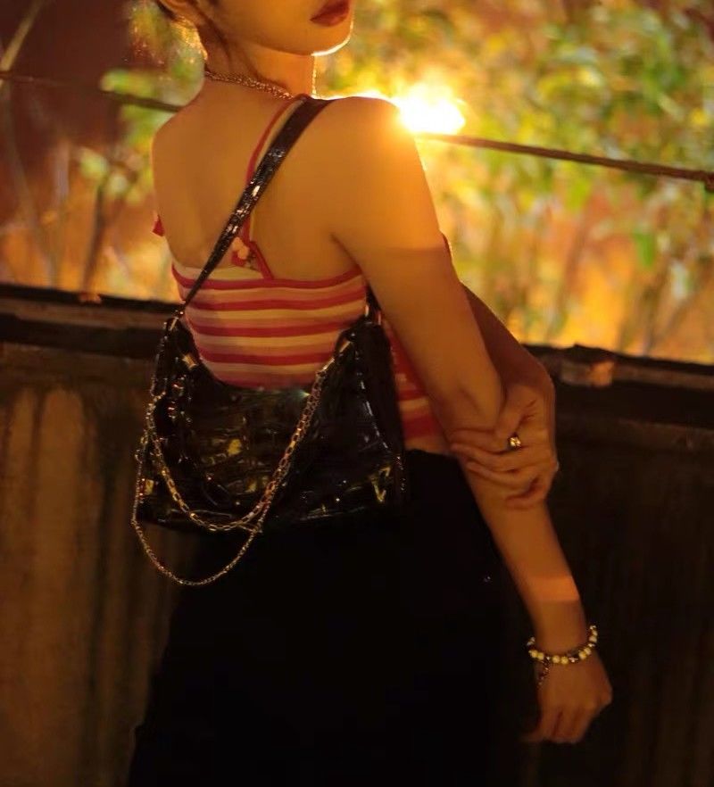 Antmvs Graduation Gift Handmade Women's Small Hobos Underarm Bags Dark Punk Female Cool Shoulder Bag Crocodile Pattern Y2K Hot Girls Chain Handbags