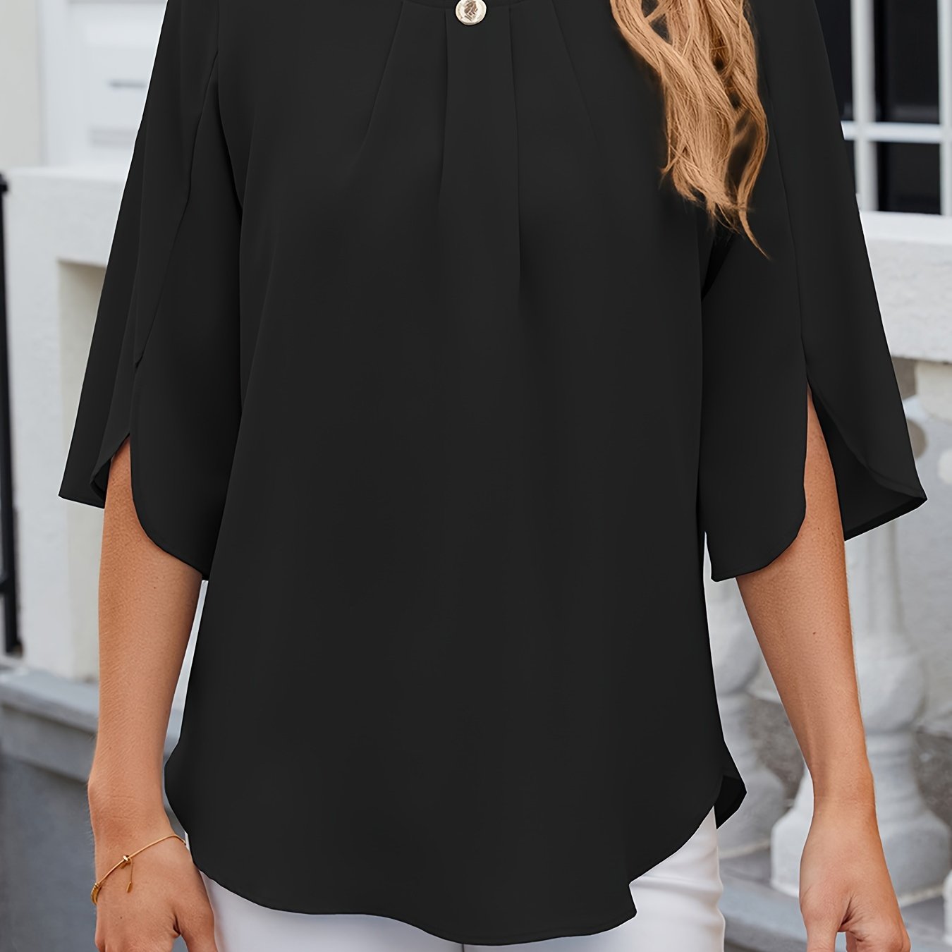 Plus Size Ruched Blouse - Exquisitely Elegant Design, Classic Crew Neck, Comfortable Short Sleeves, Flattering Ruched Detailing, Solid Color for Versatility - Perfect for Spring and Beyond, Designed Specifically for Plus Size Women