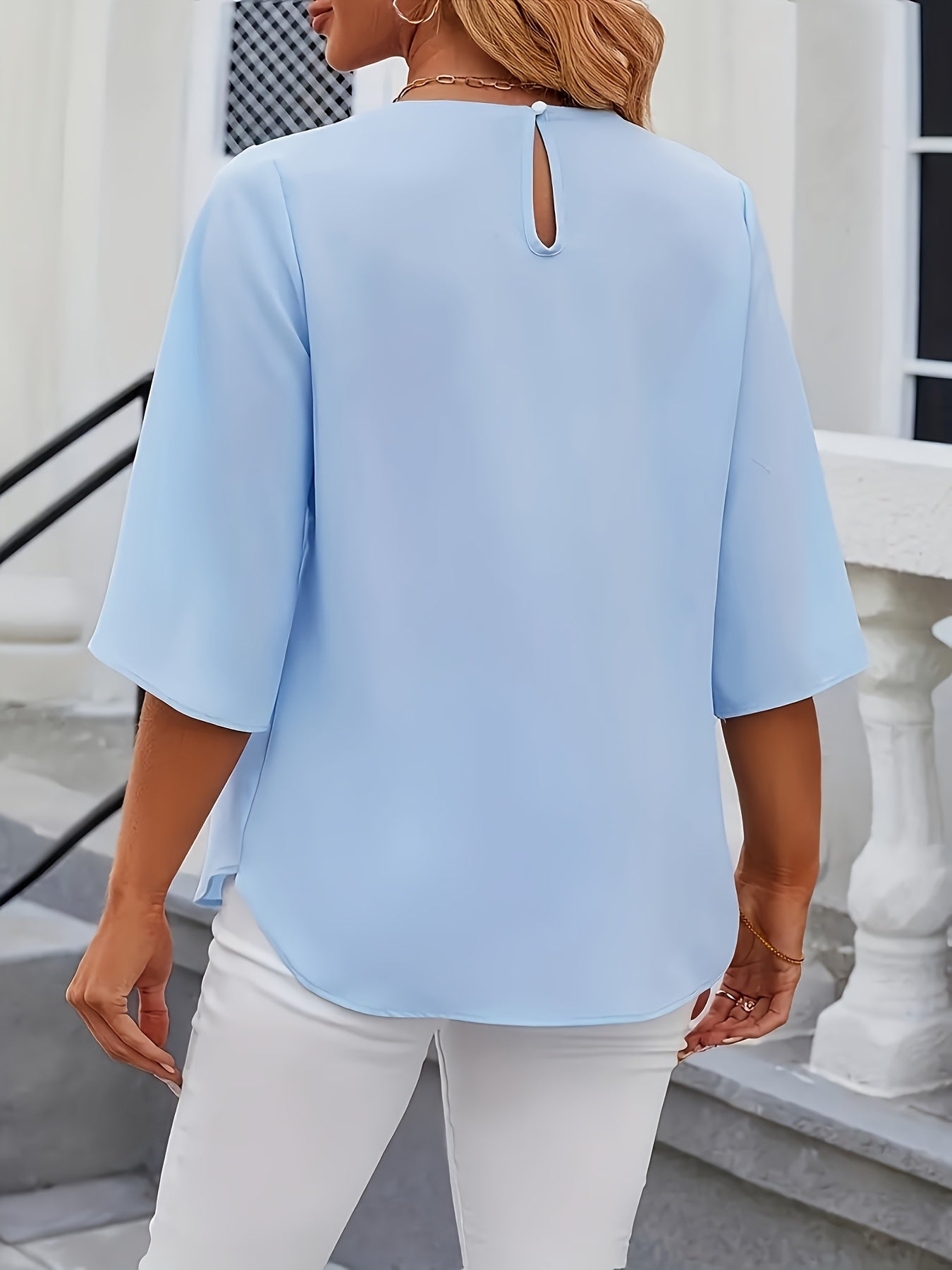Plus Size Ruched Blouse - Exquisitely Elegant Design, Classic Crew Neck, Comfortable Short Sleeves, Flattering Ruched Detailing, Solid Color for Versatility - Perfect for Spring and Beyond, Designed Specifically for Plus Size Women