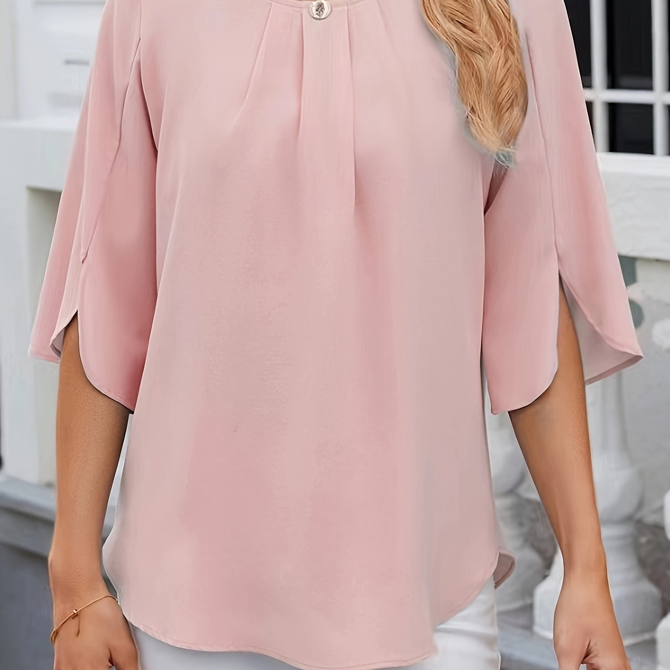 Plus Size Ruched Blouse - Exquisitely Elegant Design, Classic Crew Neck, Comfortable Short Sleeves, Flattering Ruched Detailing, Solid Color for Versatility - Perfect for Spring and Beyond, Designed Specifically for Plus Size Women