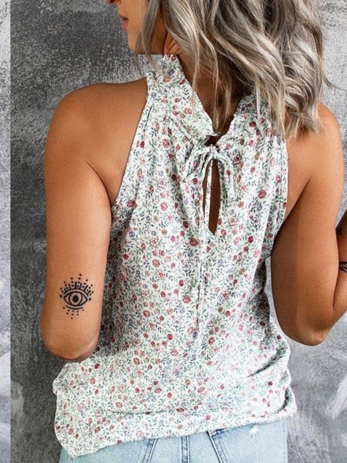Holiday Printed Sleeveless Tops