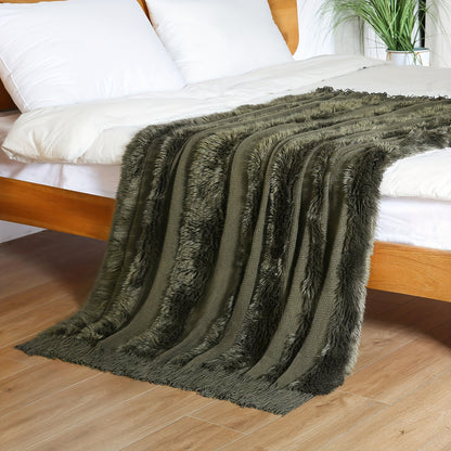 1pc Cozy Chunky Knitted Throw Blanket - Soft Plush Textured, Lightweight, Unique Design, Tassel Accents, Perfect for Couch, Bed, Sofa, Home Decor - Winter Warmth, Snuggle Up, Easy Care