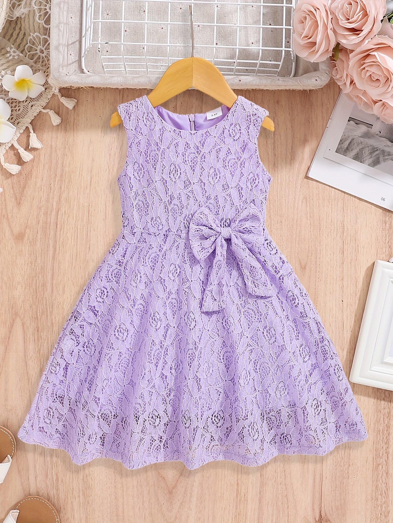 3-10 Years Old Girls Lovely Sleeveless Fit and Flare Lace Party Dress with Bowknot Front - Knee High, Non-Stretch, Solid Color, Casual Style for Summer