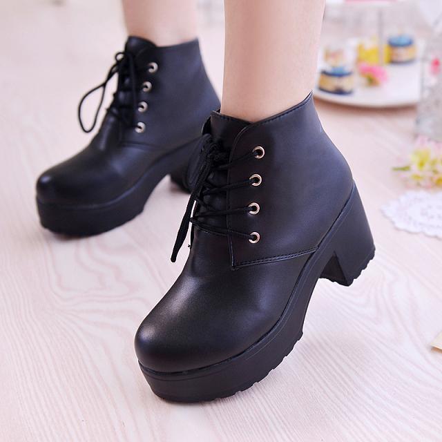 Spring and Autumn New Thick Bottom Platform Booties Cross Strap High Heel Martin Boots Foreign Trade plus Size Women's Chunky Heel Boots