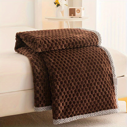 1pc Luxurious Thickened Velvet Blanket - Soft, Warm, and Cozy Winter Sofa Bed Throw Blanket for Office Napping - Plush, Fleece-Lined, and Gentle on Skin