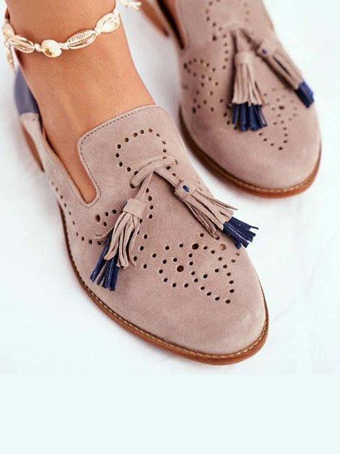 Tassels Decor Perforated Casual Sandals