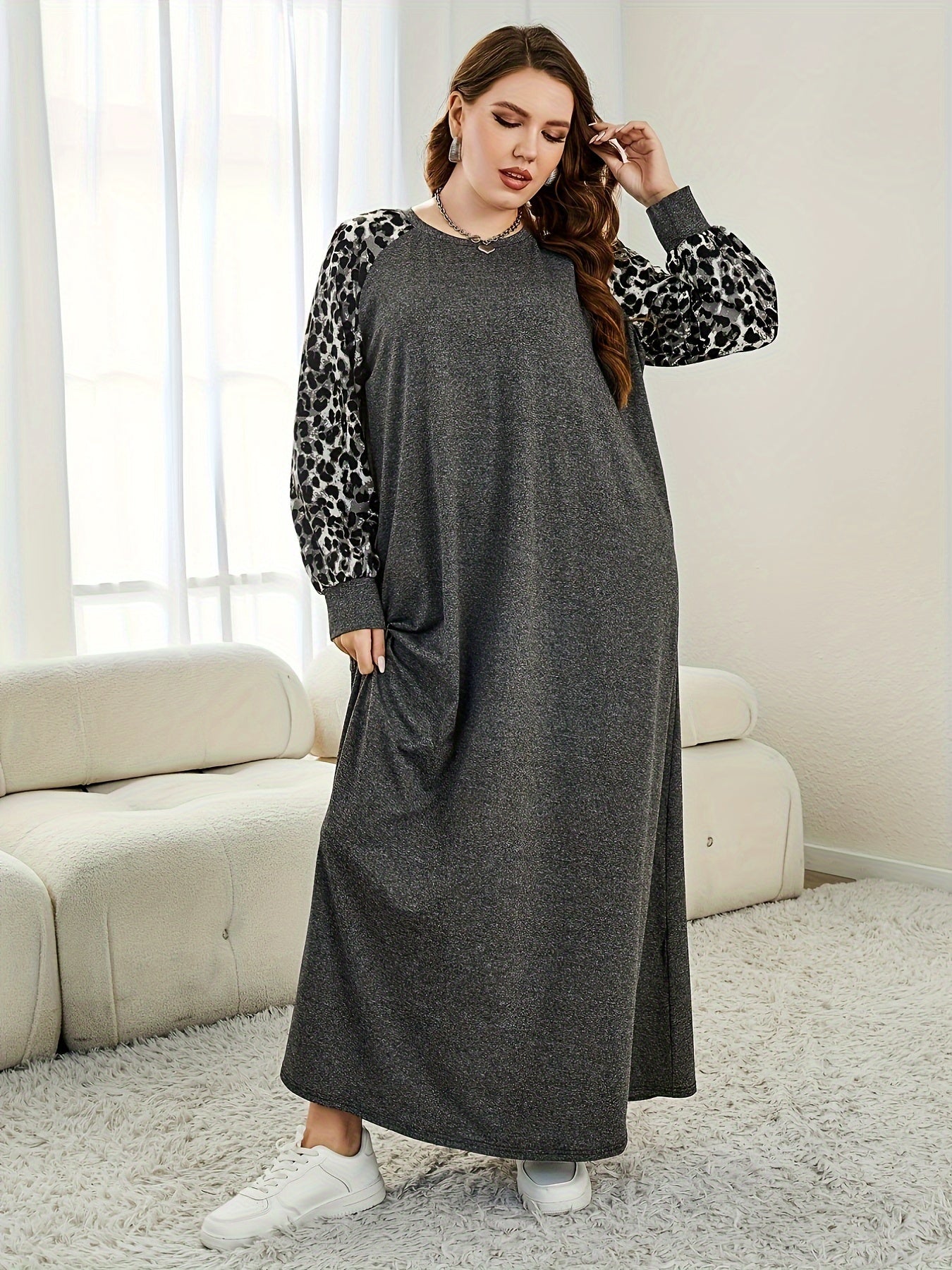 Antmvs Plus Size Casual Dress, Women's Plus Colorblock Leopard Print Lantern Sleeve Round Neck Medium Stretch Maxi Dress