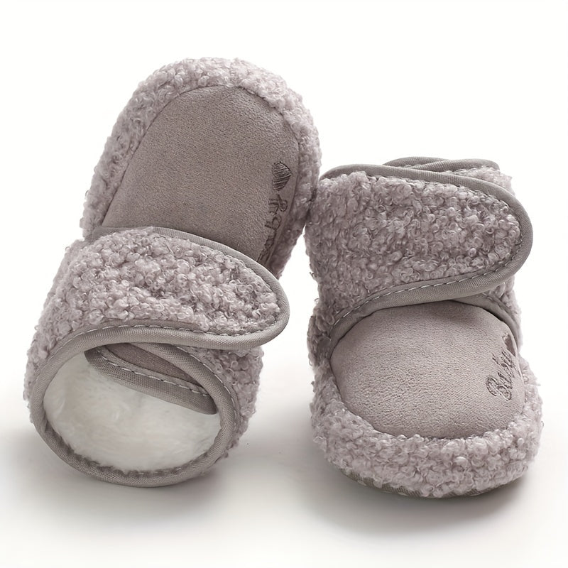 Warm, Cozy Baby Ankle Boots with Heart Pattern - Soft, Comfy Crib Shoes with Easy Fastener for Winter