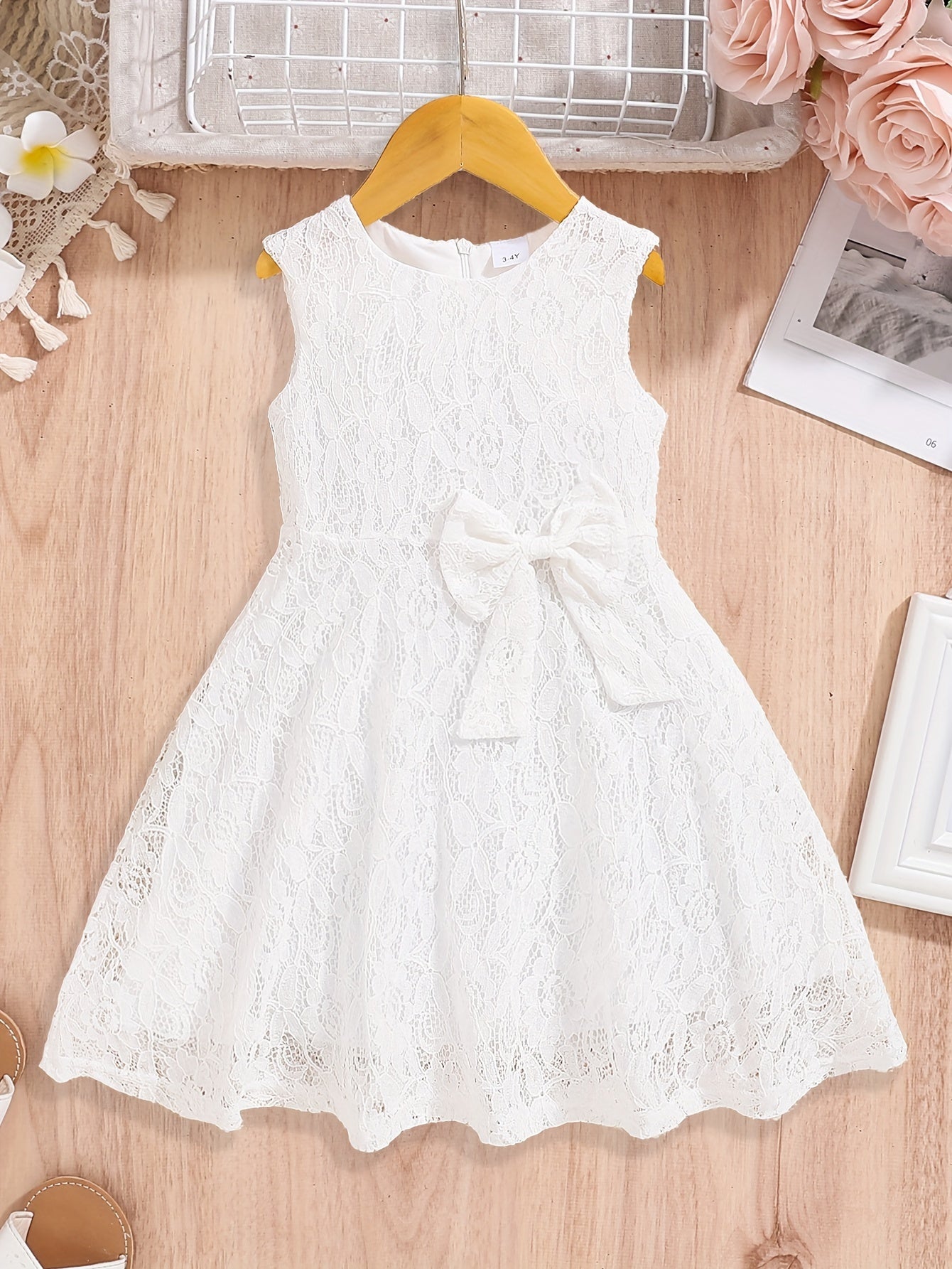 3-10 Years Old Girls Lovely Sleeveless Fit and Flare Lace Party Dress with Bowknot Front - Knee High, Non-Stretch, Solid Color, Casual Style for Summer