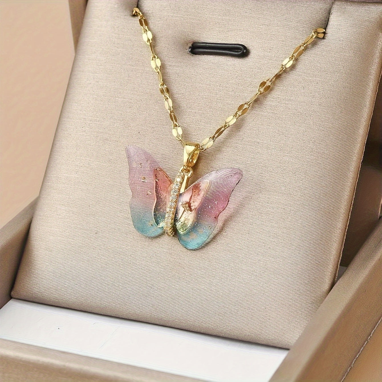 Spring and Summer New Fashion Dopamine Style Sweet Light Luxury Style Shining Symphony Pink Butterfly Pendant Necklace A Perfect Gift for Girls and Women