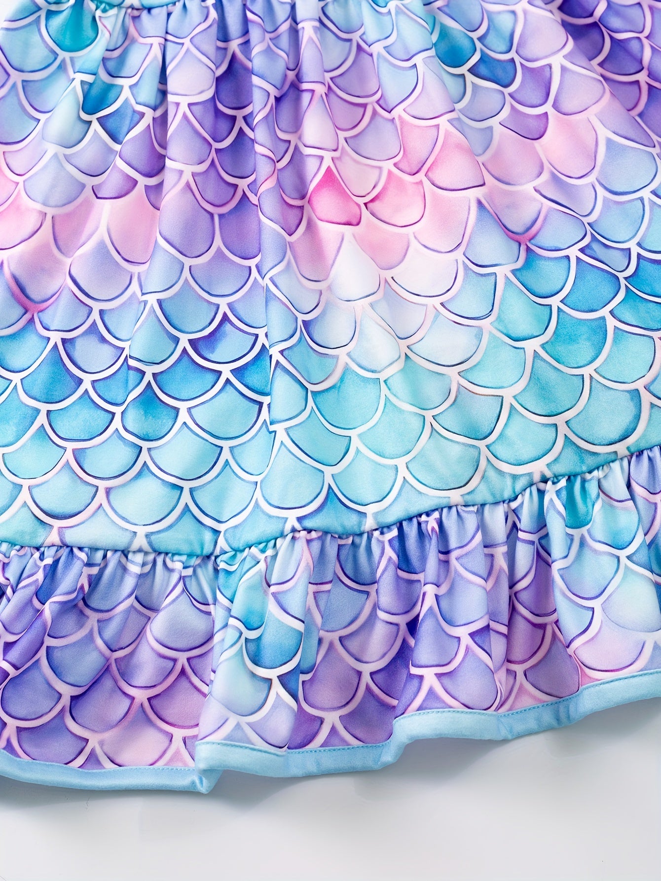 Girls' Summer Delight: Durable & Stretchy Fish Scale Gradient Dress with Ruffle Hem - Perfect for Parties & Holidays