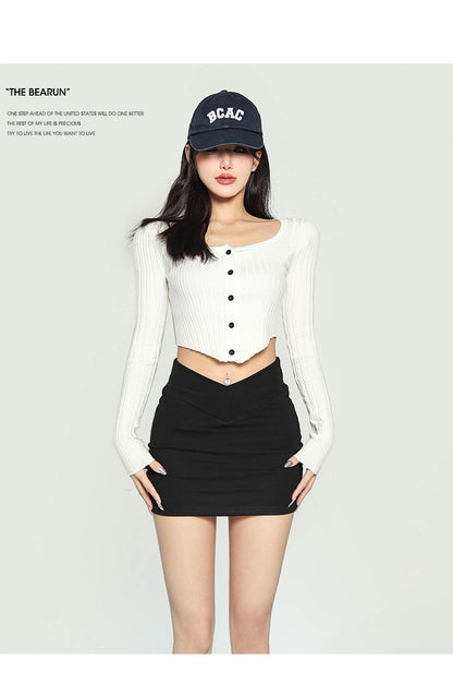 Antmvs Waliya Solid Color White Long-sleeved Slim Knit Button Up Ribbed Cropped Top