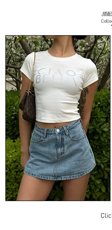 Antmvs CIAO BELLA Graphic Shimmer Letter Short Sleeve White Slim Cropped Top