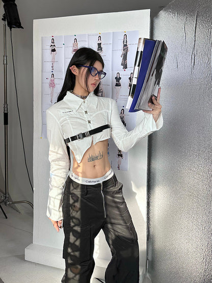 Antmvs Nora Solid Color White Irregular Asymmetrical Cut Out Black Belt Waist Cropped Shirt Top