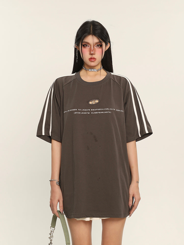 Antmvs Alexandra Solid Color Graphic Letter Print Metal Design Short Stripe Sleeve Baggy Tee Top