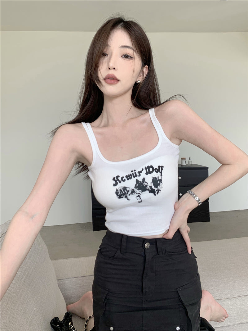Antmvs Sunio Graphic Letter Print Red Spaghetti Multi-Strap Slim Cropped Camisole Top
