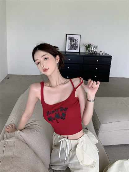 Antmvs Sunio Graphic Letter Print Red Spaghetti Multi-Strap Slim Cropped Camisole Top