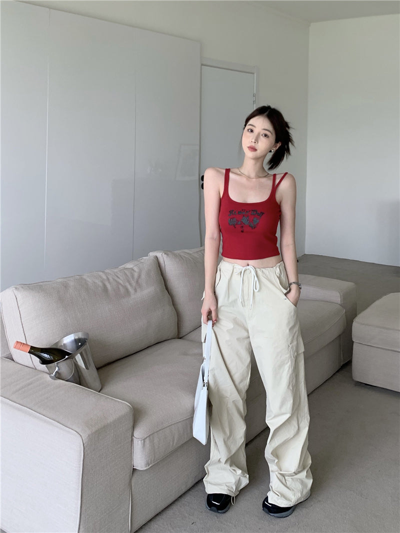 Antmvs Sunio Graphic Letter Print Red Spaghetti Multi-Strap Slim Cropped Camisole Top