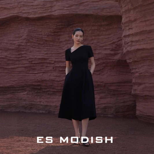 2025 ES MODISH Spring New Product  Retro Design Oblique V-Neck High Waist Dress Muse Temperament Long Dress