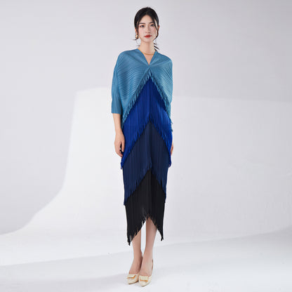 2025 hot-selling dress spring and summer women's design sense contrasting colors tassel irregular loose large-size temperament skirt Popularan goods