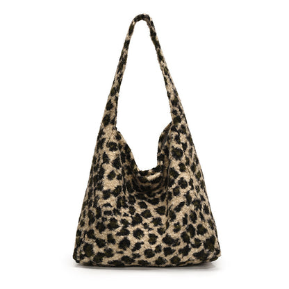 ANTMVS 2025 Plush bag women's large capacity popular new casual versatile leopard print shoulder bag premium commuter tote bag