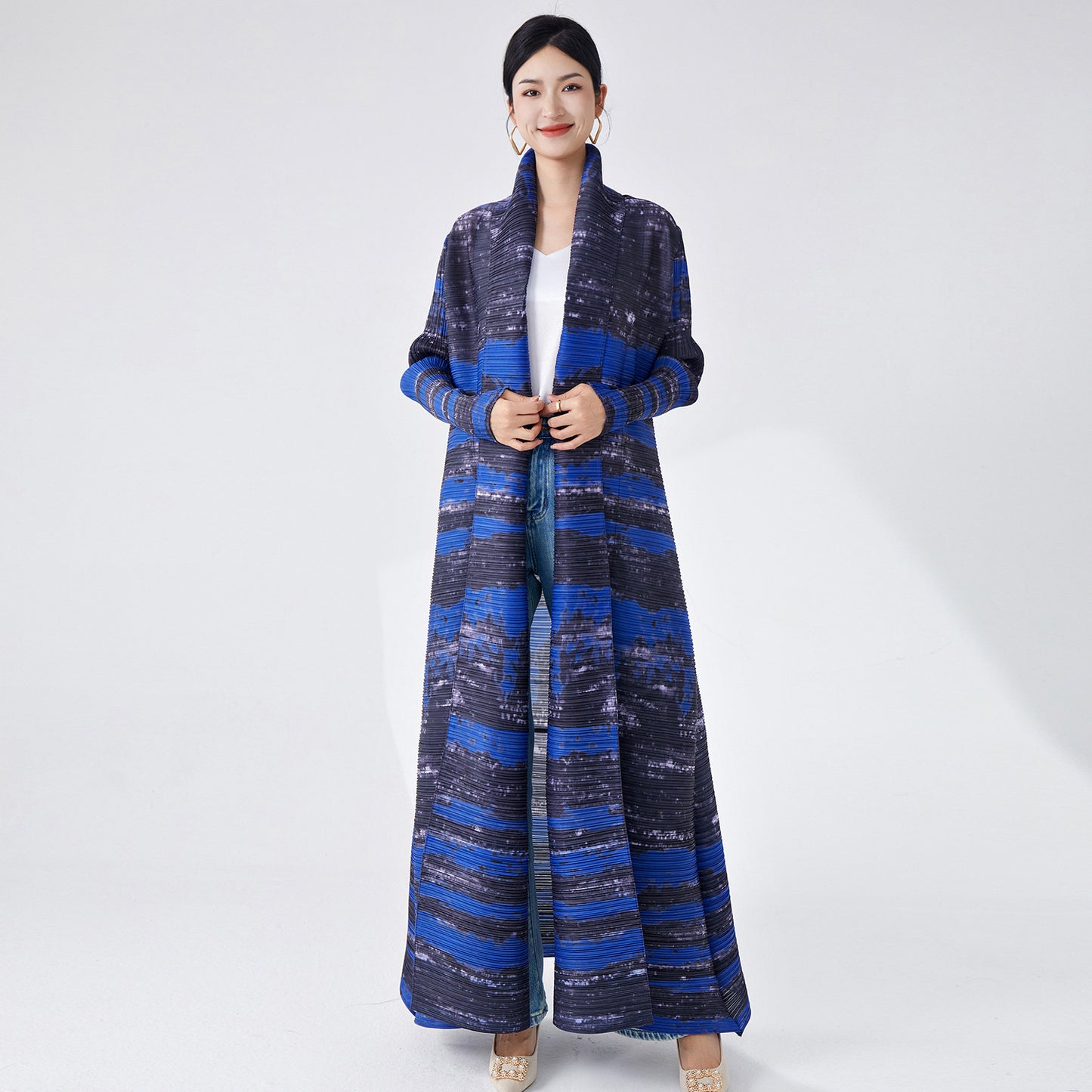 2025 Hot trade Sanzhai coat coat women's new large lapel collar printed lace-up long versatile trench coat cardigan temperament robe