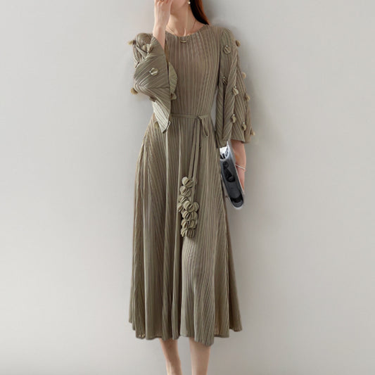 2025 2025 New new Mizhai dress large size women's clothing seven-quarter sleeve lace-up medium and long fashion temperament pleated skirt